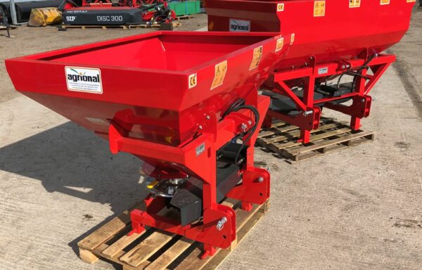 AGRIONAL FERTILISER SPREADER / SPINNER