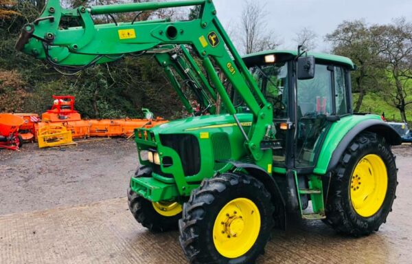 JOHN DEERE 6220 SE***SOLD***