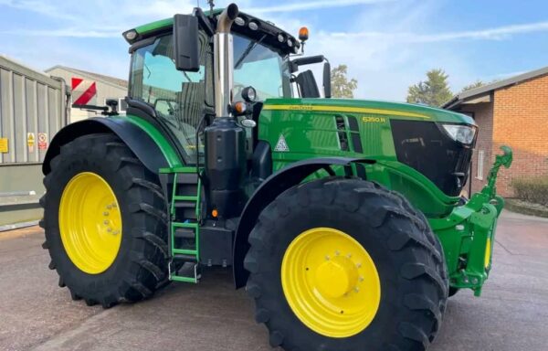 John Deere 6250 R , 4WD